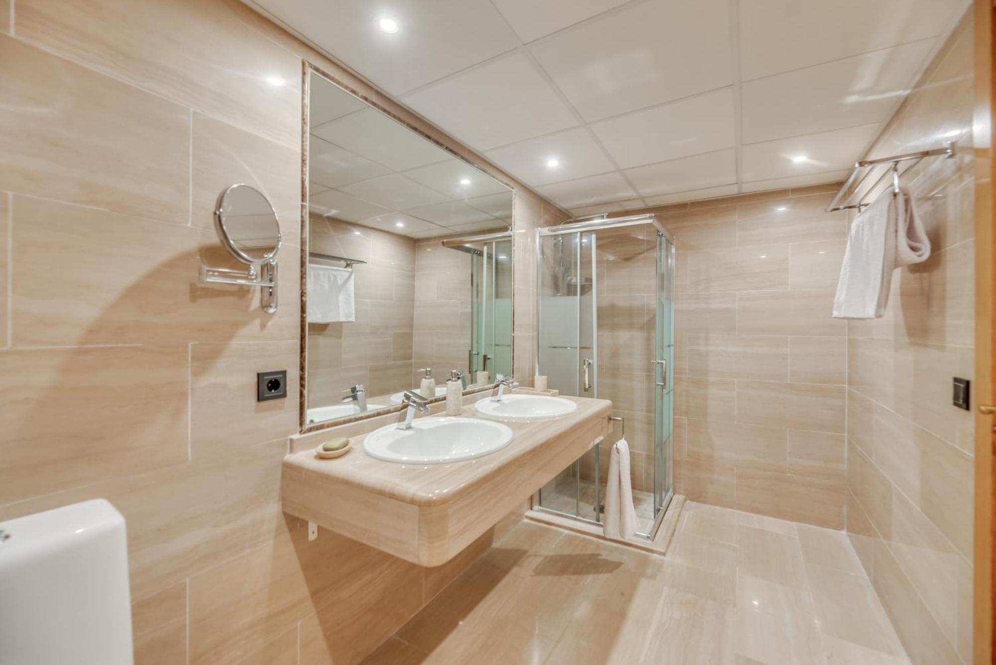 Luxury 4Bdr Penthouse With Sea Views Apartment Беналмадена Екстериор снимка